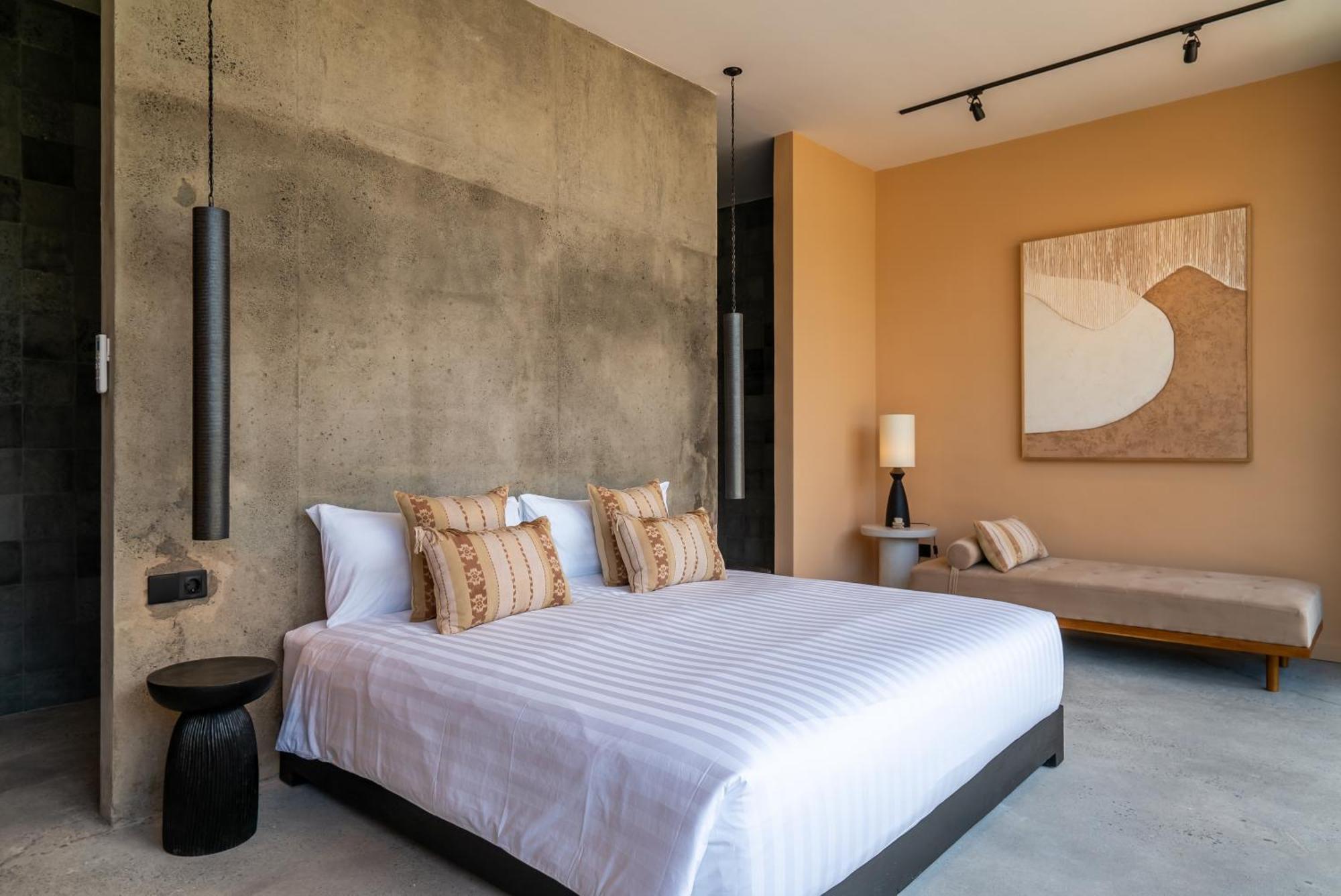 Rouge - Loft Noon Villa